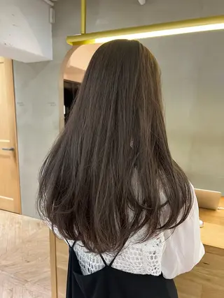 ロング 似合わせレイヤー ＆透明感カラーのヘアスタイル