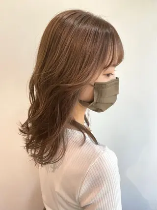 セミロング ili 梅田のヘアスタイル