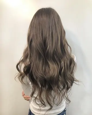 ロング カラー 女性リピ90%🍨 🩷佐藤みずきのヘアスタイル