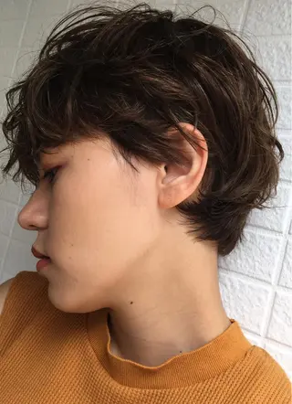 ショート イラブ ちかのヘアスタイル