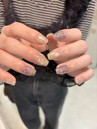 ネイル Salondevi2 isanaのネイルデザイン