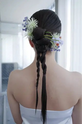 ロング ヘアアレンジ tukka soin KOBE所属・NAGI ヘアメイクのヘアスタイル