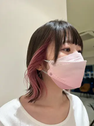 ショート カラー タイトボブ個性派カラ ーAKANEのヘアスタイル
