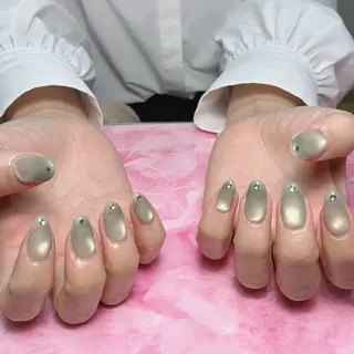 ミディアム hs nail salonのネイルデザイン