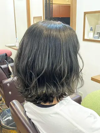 ミディアム カラー graphy池袋 東ヶ崎　凌のヘアスタイル