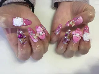 ネイル 💎🐰 saki. m 🐰💎のネイルデザイン