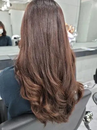 ロング カラー ヘアアレンジ ❇️安達 優心❇️ レイヤー/艶髪特化のヘアスタイル