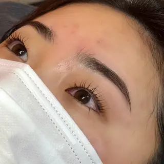 アイブロウ あい あやみのヘアスタイル