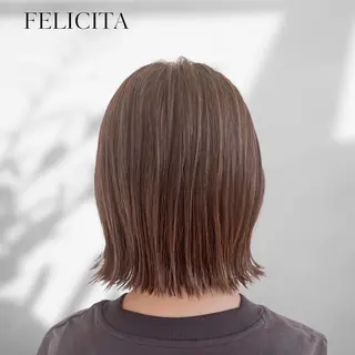 ミディアム カットカラー9900 🌈小田部明日香のヘアスタイル