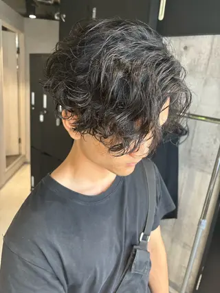 パーマ メンズ _WHITE / KENTOのヘアスタイル