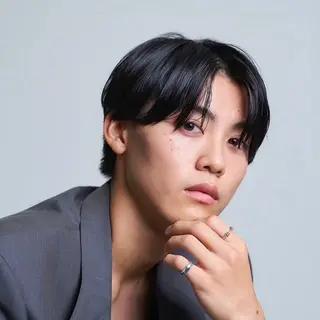 メンズ メンズ特化✨️ 韓国風パーマ🔥一八のヘアスタイル