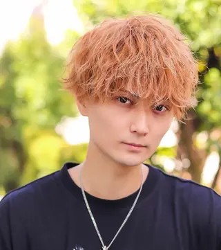 ショート カラー パーマ メンズ 🔥メンズ🔥かっこ いいが正義！代表柿崎のヘアスタイル