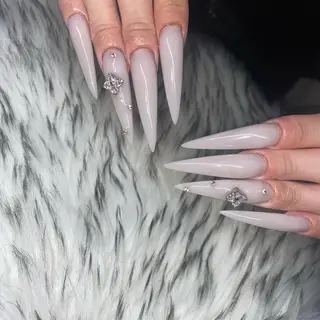 ネイル la vie Luire アスカのネイルデザイン
