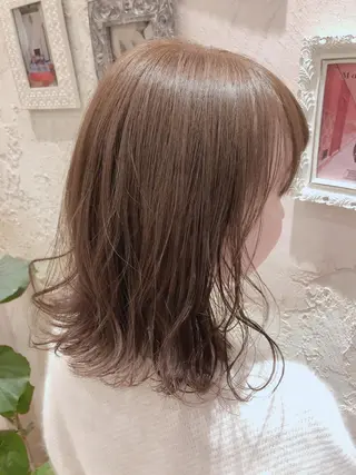 ミディアム 代表山口ひな 髪質改善のプロのヘアスタイル