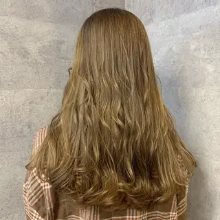 ロング カラー 今野 美栄のヘアスタイル