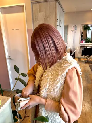 ミディアム カラー れいな🌼 ボブ･艶カラー🌼のヘアスタイル