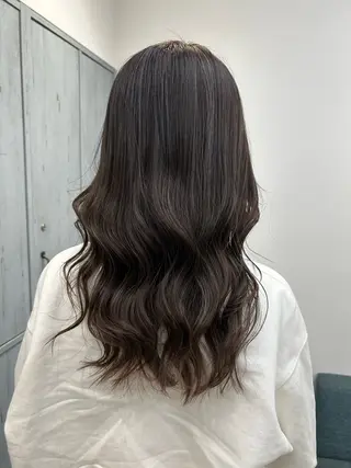 ミディアム miu🌝 ハイライト/一宮のヘアスタイル