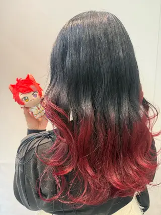 ミディアム カラー インナーカラー 推し ブリーチ  髪質改善のヘアスタイル