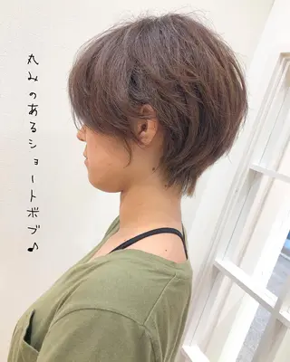 ショート 横浜ブリーチムラ直し ハイトーン/ブリーチのヘアスタイル