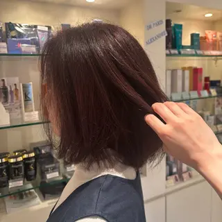 カラー レナークアリア 武田明花音のヘアスタイル