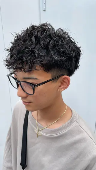 パーマ メンズ メンズバレイヤージュ 🌫ハイライトのヘアスタイル