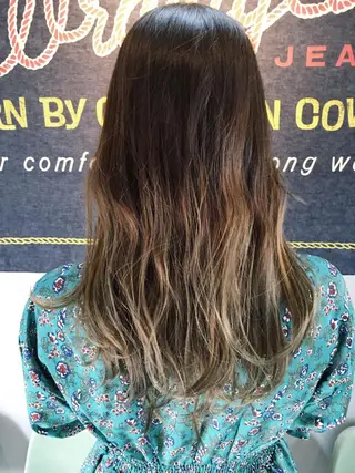 ロング カラー 代表 中島貴志のヘアスタイル