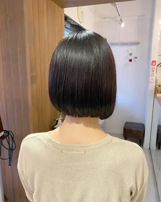 ショート カラー 髪質改善特化 安東駿介のヘアスタイル