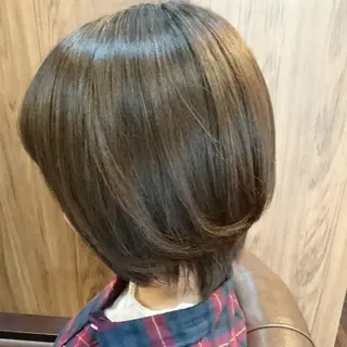 ショート カラー 美髪 カラーリストのヘアスタイル