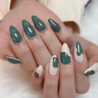 ネイル Nail salon EM（エム）諸星のネイルデザイン