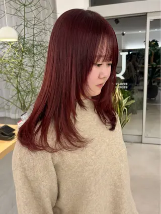 ロング カラー 古畑 愛美のヘアスタイル