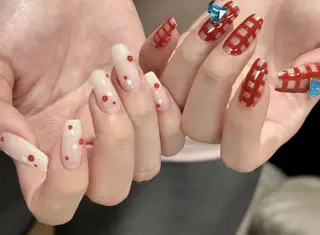 ネイル Pure&Rich Nailのネイルデザイン