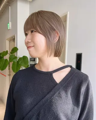 ショート カラー かわい りほのヘアスタイル