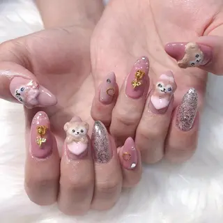 ネイル 西岡 杏のネイルデザイン