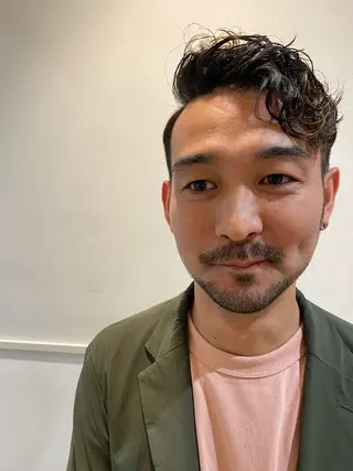 パーマ メンズ 似合う髪型が 分からない方へのヘアスタイル