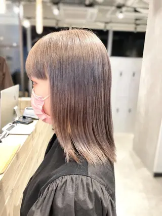セミロング カラー ハイトーン×レイヤー ／遠藤将太のヘアスタイル