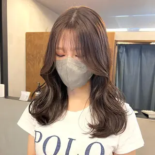 セミロング カラー パーマ ヘアアレンジ メンズ キッズ ネイル マツエク・マツパ アイブロウ 前川 朋香のヘアスタイル