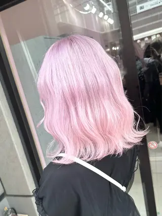 ロング カラー 2次元カラー/ ブリーチMANATOのヘアスタイル