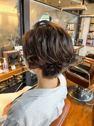 ショート パーマ 佐藤 美聡のヘアスタイル