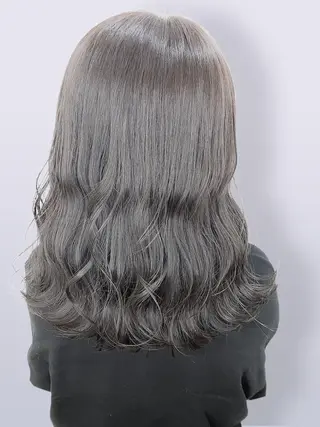 ロング カラー グレージュ×レイヤー 藤生 和宏のヘアスタイル