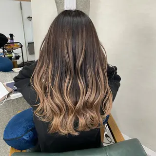 セミロング カラー Lull1人美容室 バレイヤージュのヘアスタイル
