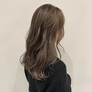 セミロング カラー 🌻艶髪カラー🌻 あぼみなみのヘアスタイル