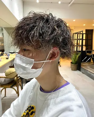 パーマ メンズ 似合う髪型が 分からない方へのヘアスタイル