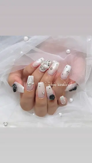 ネイル Blanche mimi.u_aのネイルデザイン