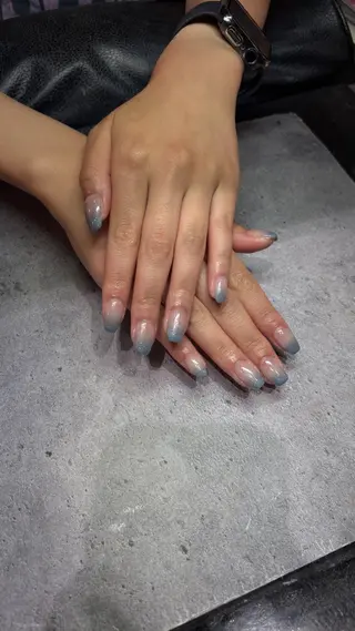 ネイル 津崎 玲衣のネイルデザイン