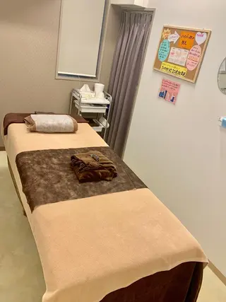 脱毛サロンei-me 唯見のエステ・リラクイメージ