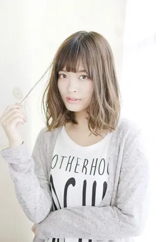 ミディアム カラー パーマ 山田 博仁のヘアスタイル