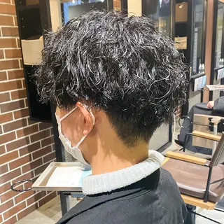 ショート パーマ メンズ ハッシュカット/艶感 カラー/ユウキ✨のヘアスタイル