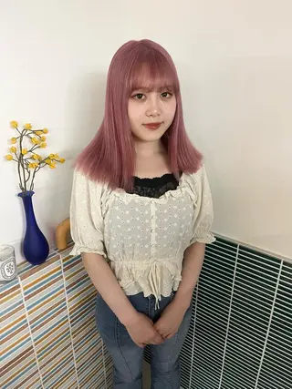 ミディアム カラー 🩷ハイトーン透明感 レイヤー🩷ユリカのヘアスタイル