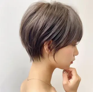 ショート カラー 吉田一輝 外国人パーマのヘアスタイル