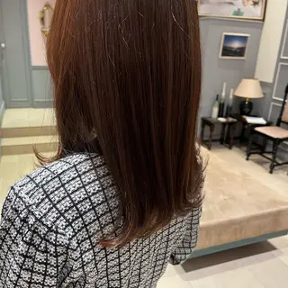 ミディアム 梅本 佳容子のヘアスタイル